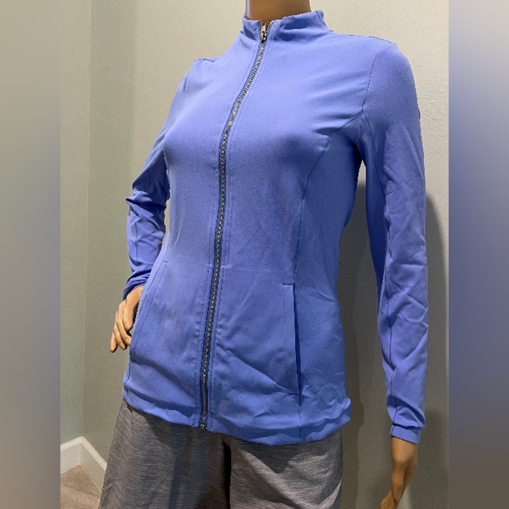 Nike Dri-Fit Luxe Yoga Jacket in Perwinkle Size Medium. New With Tags